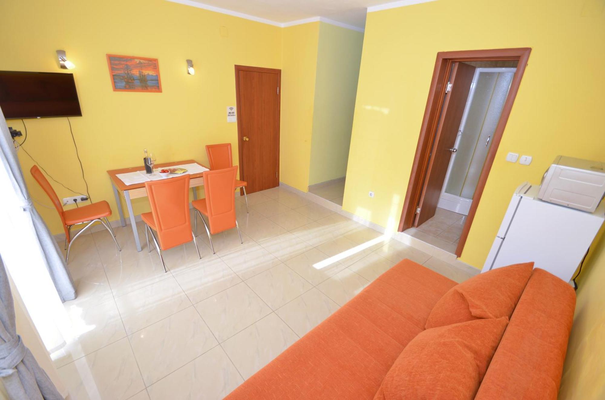 טיווט Apartments Dinko Zifra מראה חיצוני תמונה