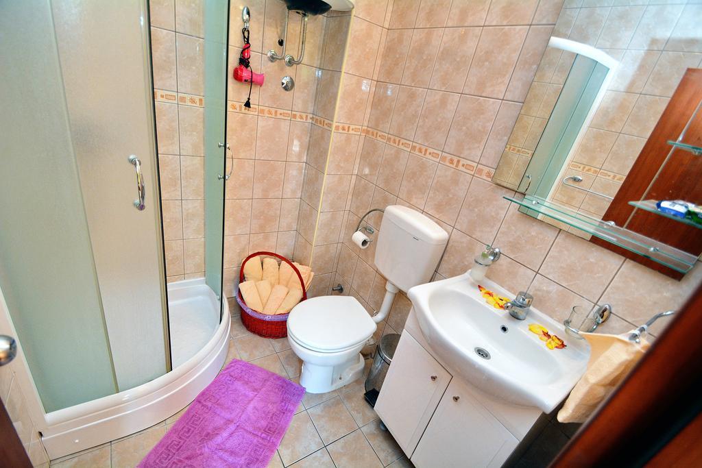 טיווט Apartments Dinko Zifra מראה חיצוני תמונה