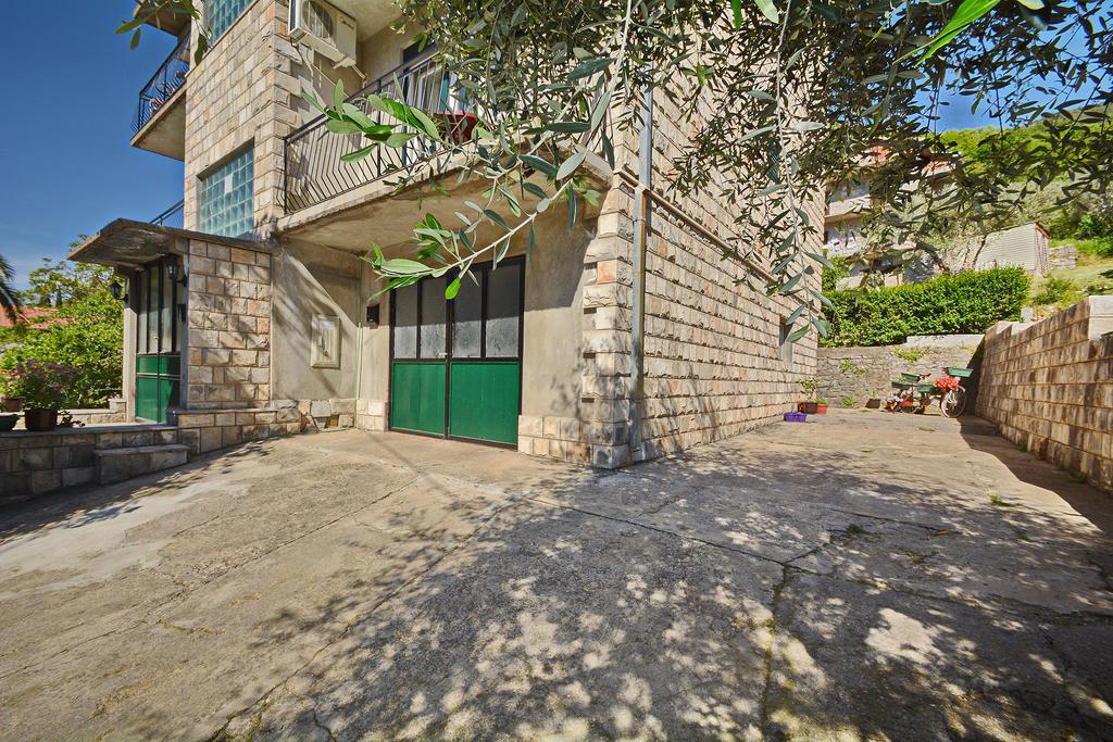 טיווט Apartments Dinko Zifra מראה חיצוני תמונה